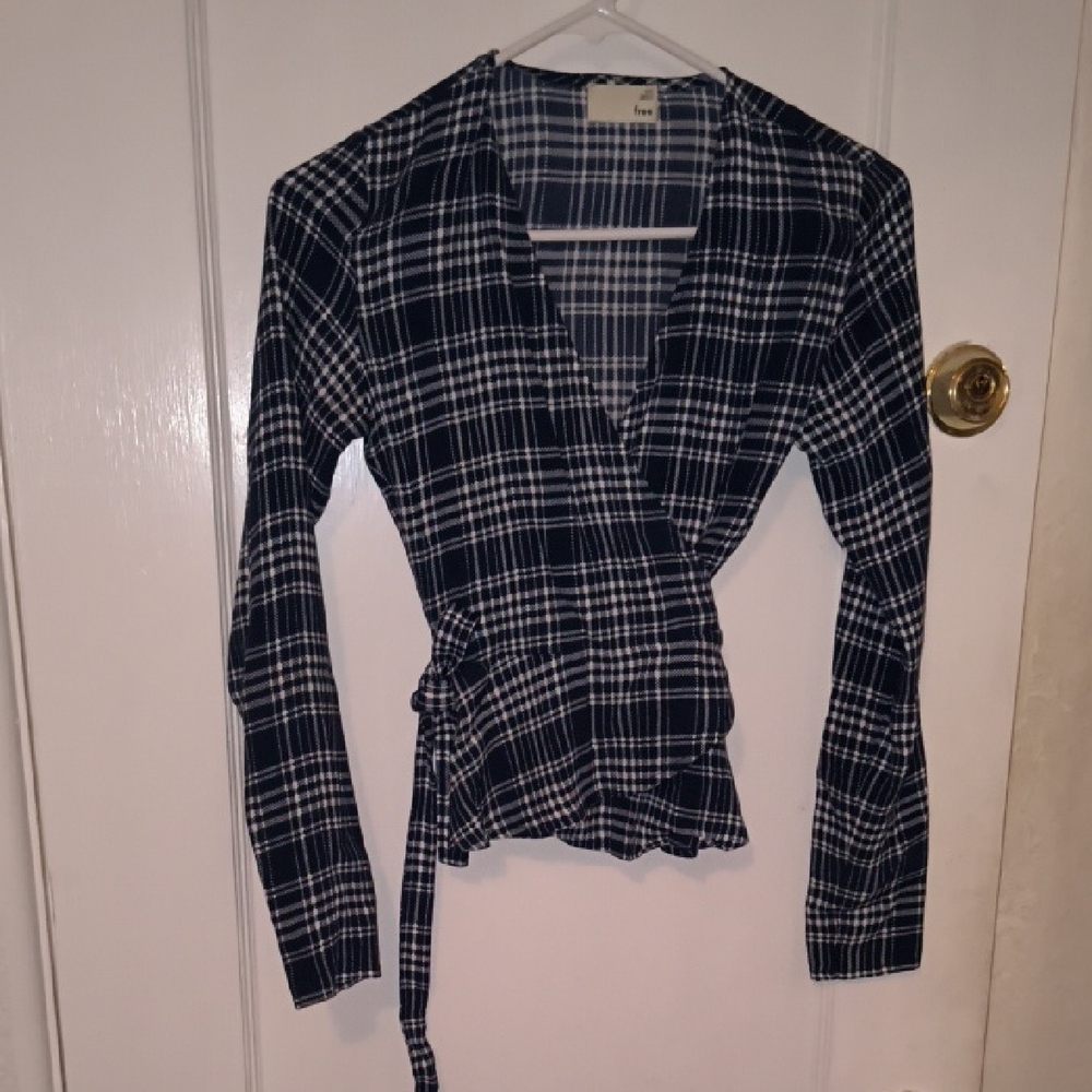 Wilfred | Bluw and White Plaid Wrap Blouse
